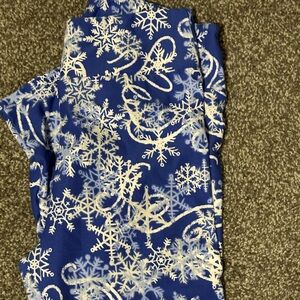 Lularoe dream leggings. Snowflakes. OS. NwOt